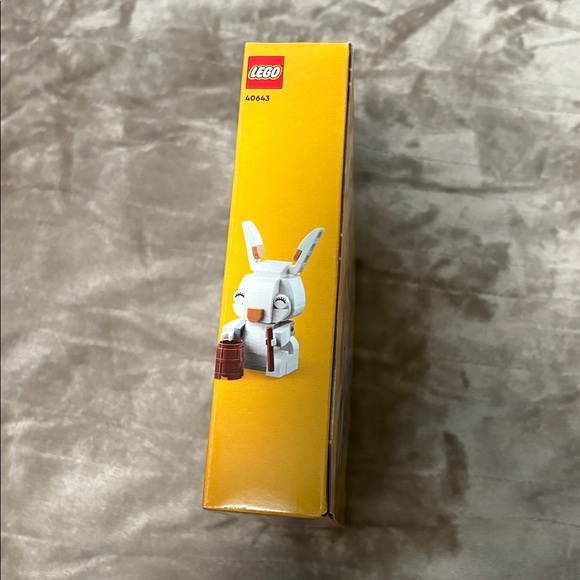 LEGO 2023 Retired Jade Rabbit Set (new-unopened) - Picture 4 of 7